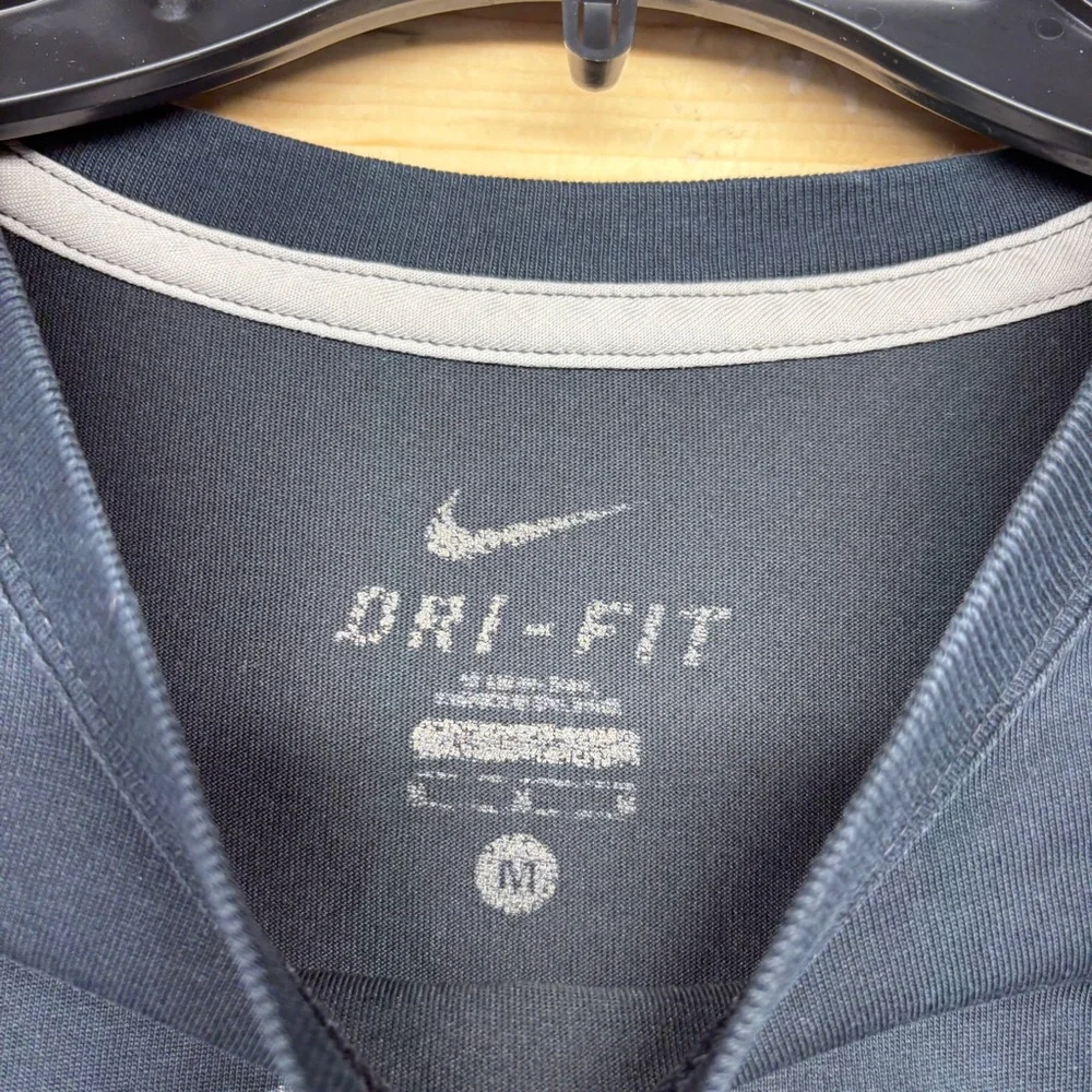 Nike‎ Shirt Mens Medium Black Short Sleeve Dri Fit Beats Headphones Graphic